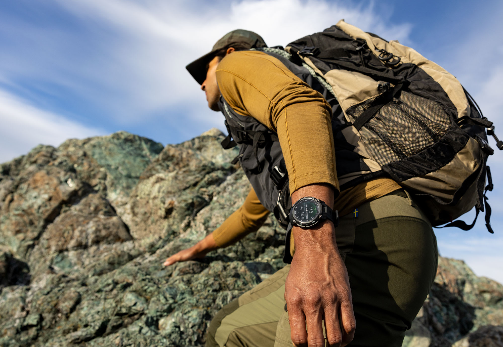 Instinct Crossover AMOLED - Tactical Edition