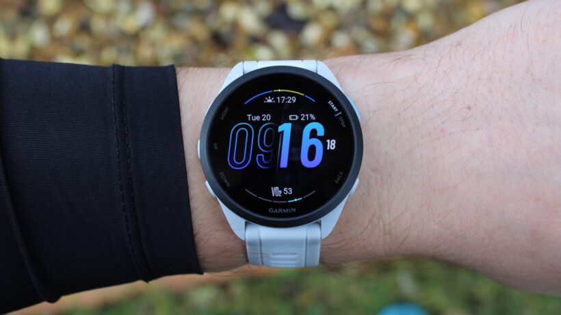 Garmin Forerunner 165 снова в игре: почему эта модель остаётся лучшим стартом для бегуна