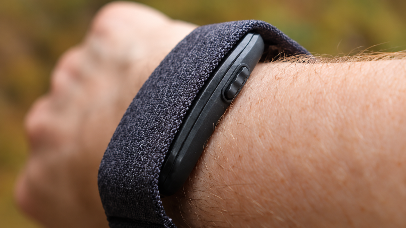 Новости носимых устройств: обновление Garmin, спор Oura и Ultrahuman и новые возможности Strava