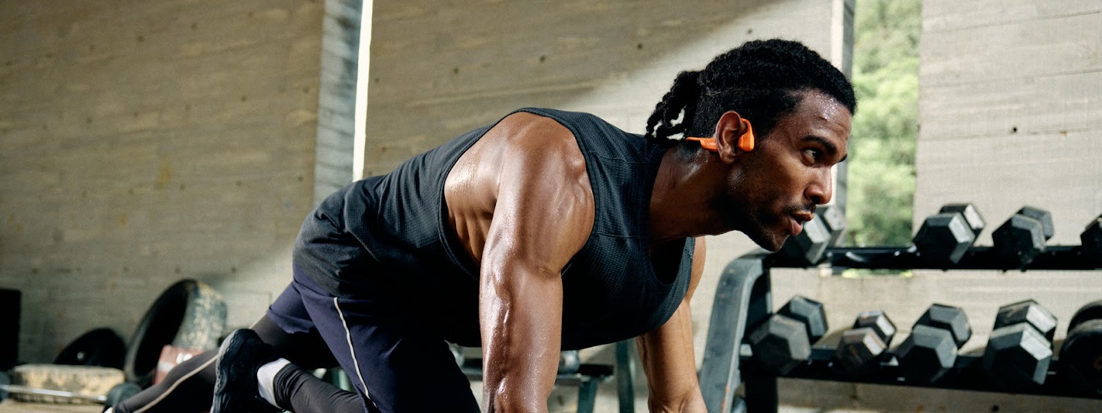 https://uk.shokz.com/cdn/shop/files/banner_7e1705e7-d63e-4b05-937e-24d5ebe54c30.jpg?v=15958307154980639456
